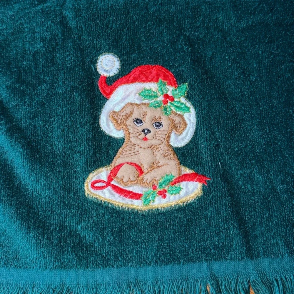 Vintage Christmas Hand Towel Embroidered Puppy Dog Santa Hat Fringed Green Bath